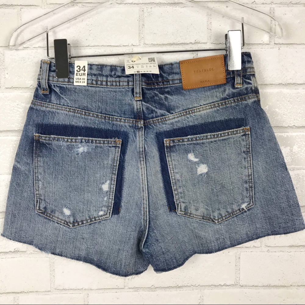 Zara Mid-Waist Destroyed Denim Shorts 2 - Picture 4 of 8
